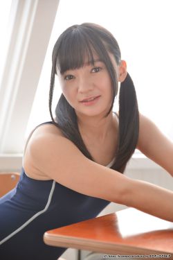邻居美妇